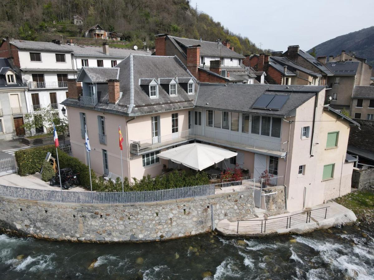 Le 41 Avenue Foch Hotel Bagneres-de-Luchon Ngoại thất bức ảnh