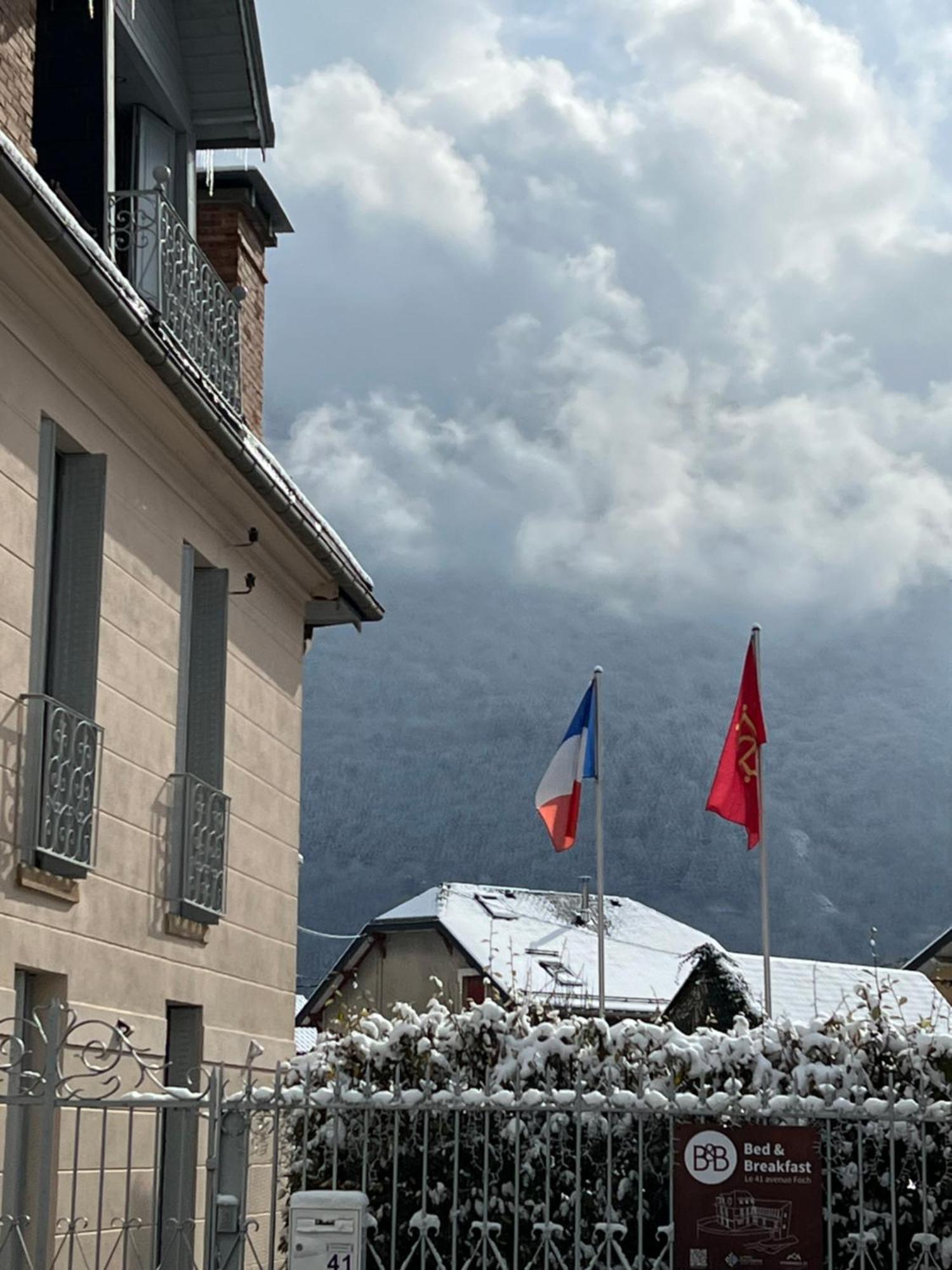Le 41 Avenue Foch Hotel Bagneres-de-Luchon Ngoại thất bức ảnh